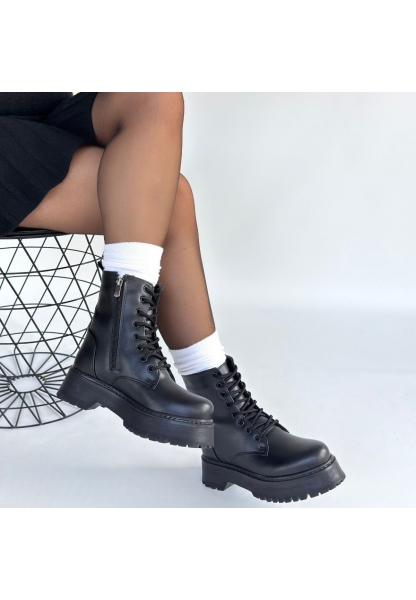 Jonni Siyah Cilt Bağcıklı Bot