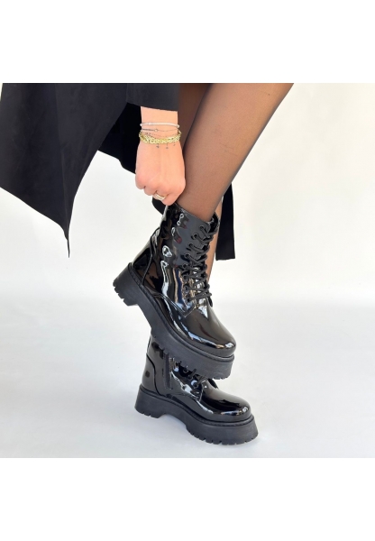 Jonni Siyah Rugan Bağcıklı Bot