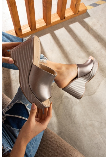 Tlay Platin Cilt Dolgu Topuk Terlik